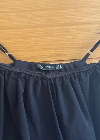 Stradivarius Kadın Siyah Pilili Mini Crop Top