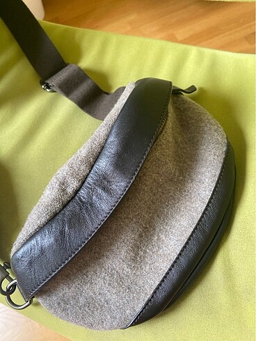 Massimo Dutti Massimo dutti orijinal deri bel cantasi