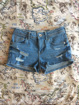34 Beden Yeni şort