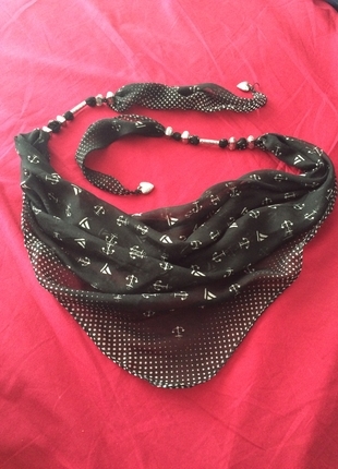 desenli bandana