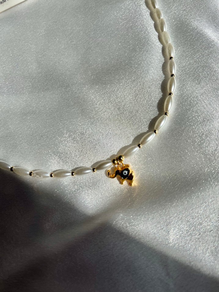 Beyaz Boncuklu Mini fil  Desenli Kadın Kolye - Görsel 2