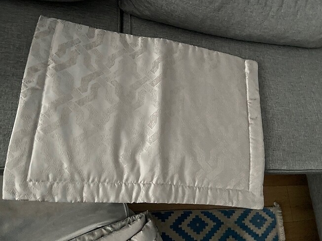 KARACA YATAK ÖRTÜSÜ+2 yastık kılıfı