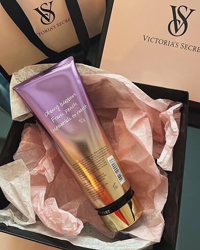 Victoria secret vücut losyonu - Görsel 2