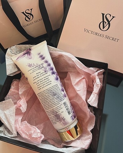 Victoria secret vücut losyonu - Görsel 2