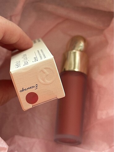 Rare beauty allık - Görsel 2