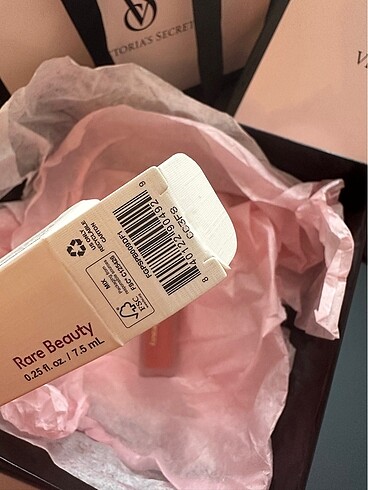 Rare beauty allık - Görsel 3