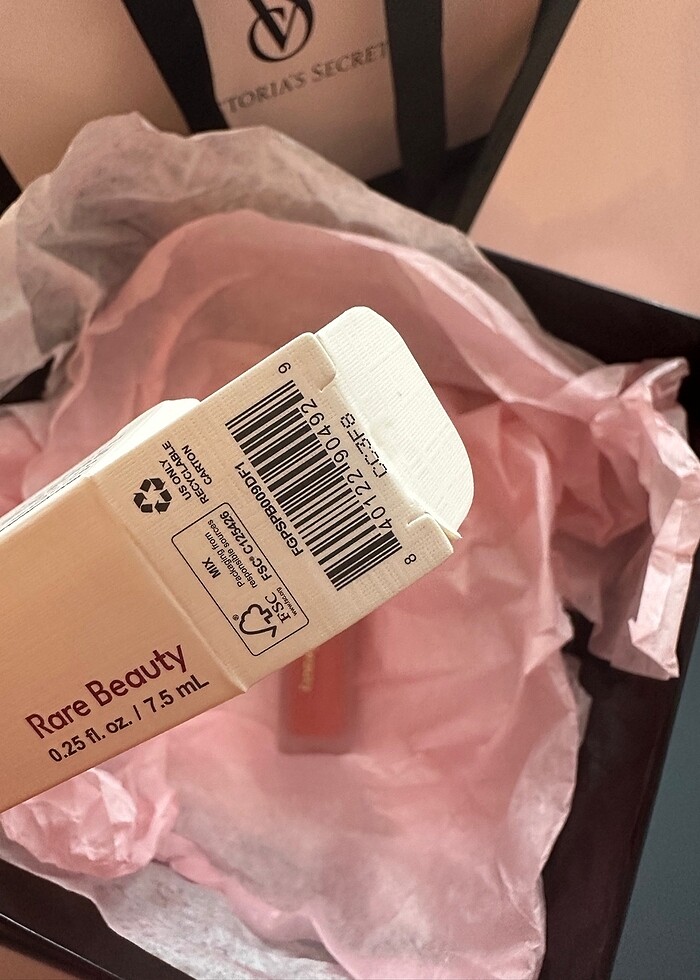 Rare beauty allık - Görsel 3