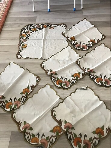 Salon takımı 6 küşük 1 büyük batik boya