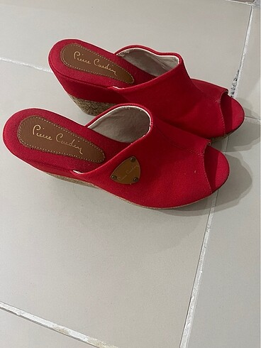 Pierre Cardin Dolgu topuk pierre carden ayakkabı