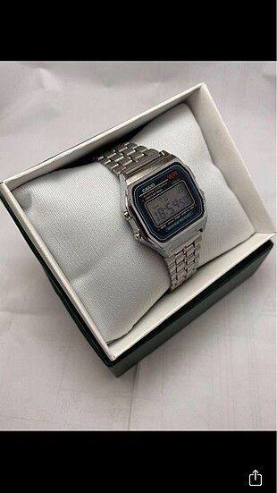 Casio retro Diğital kol saati