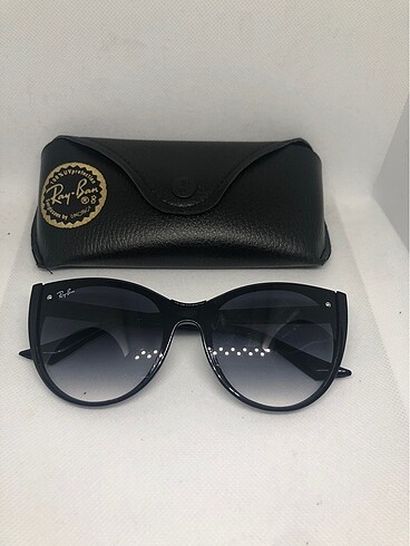 Rayban siyah yeni sezon
