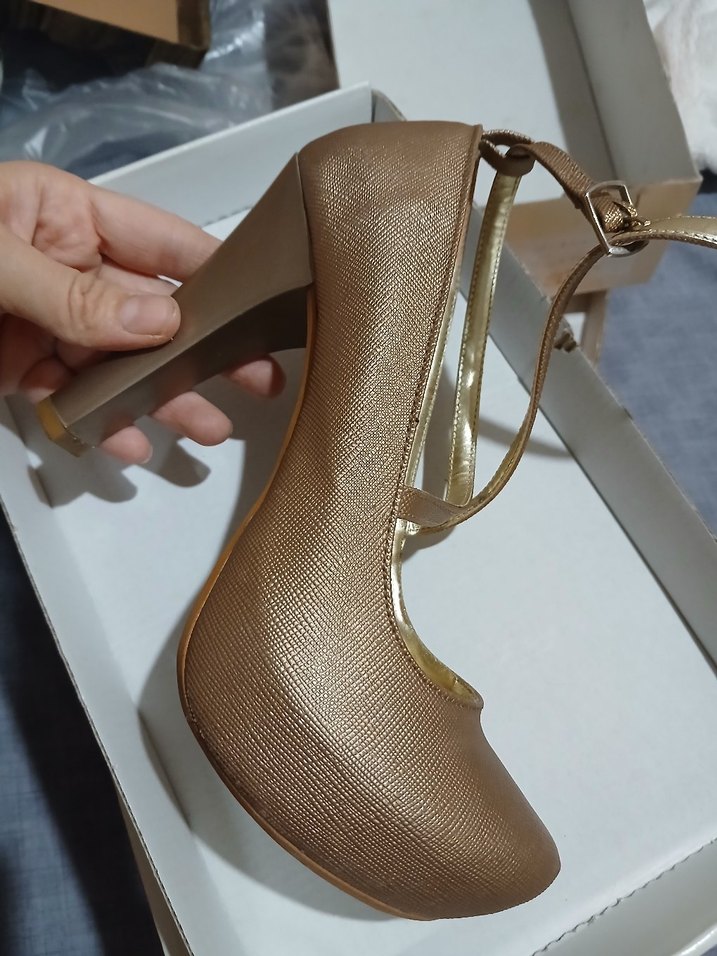 Bej Yüksek Topuklu Kemerli Abiye Ayakkabı - Görsel 2