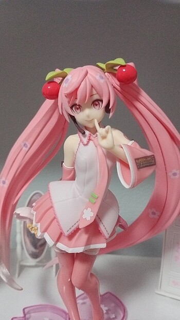 Cherry miku orijinal 