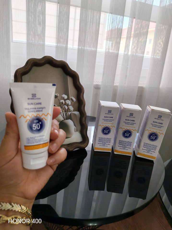 BioBellinda SPF 50+ Yaşlanma Karşıtı Güneş Kremi - Görsel 2