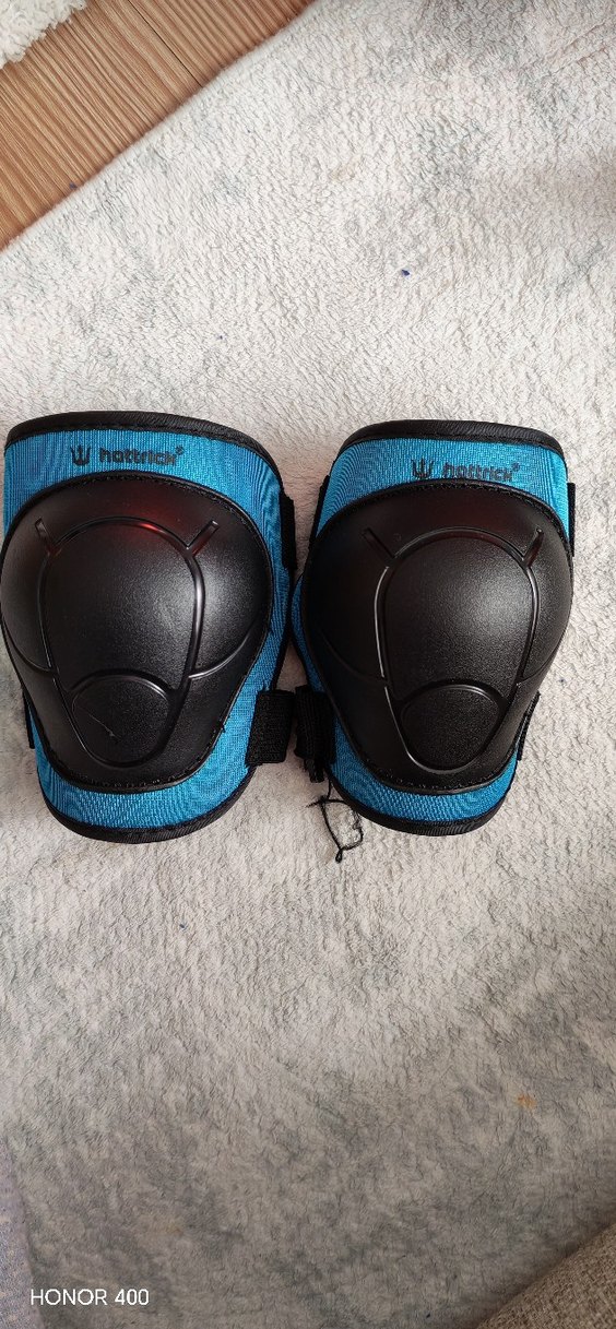 Mavi Biker Diz, kol, baş koruyucu kask set. DECATHLON - Görsel 3