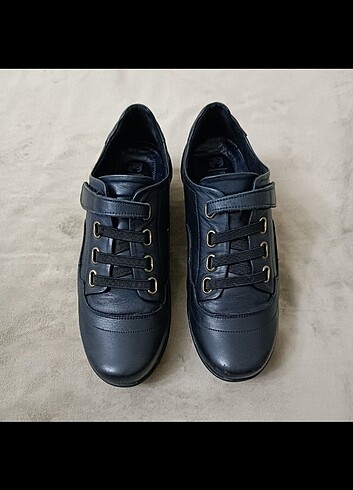 36 Beden siyah Renk Riccardo Colli Dolgu Topuk Ayakkabı