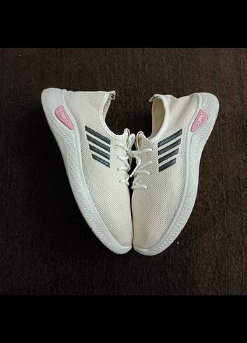 37 Beden Fashion Spor Ayakkabı