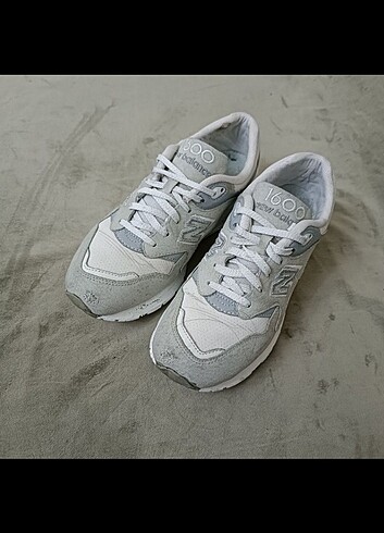 40,5 Beden New Balance 1600 Spor Ayakkabı