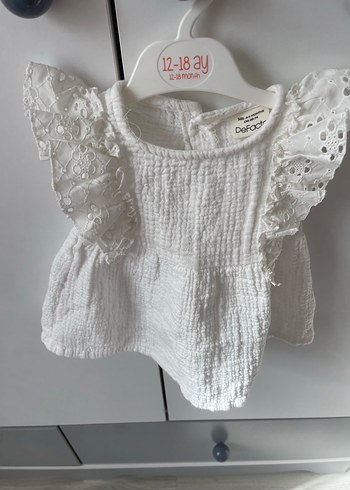 Kız Bebek Beyaz Nakışlı Fırfırlı Elbise