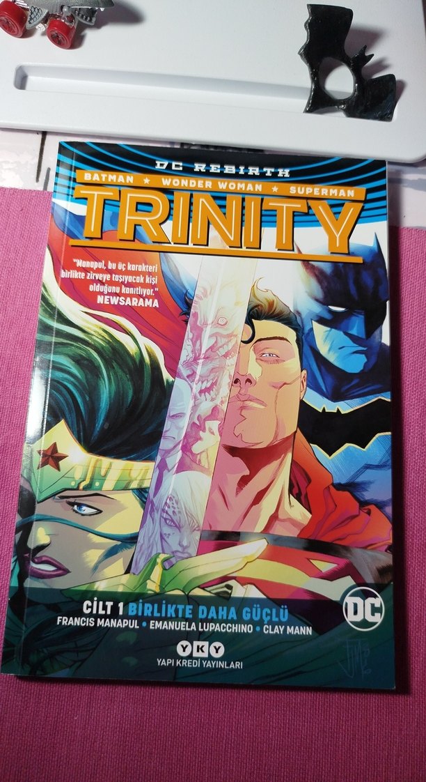Trinity Cilt 1 - Batman, Wonder Woman, Superman - Görsel 2