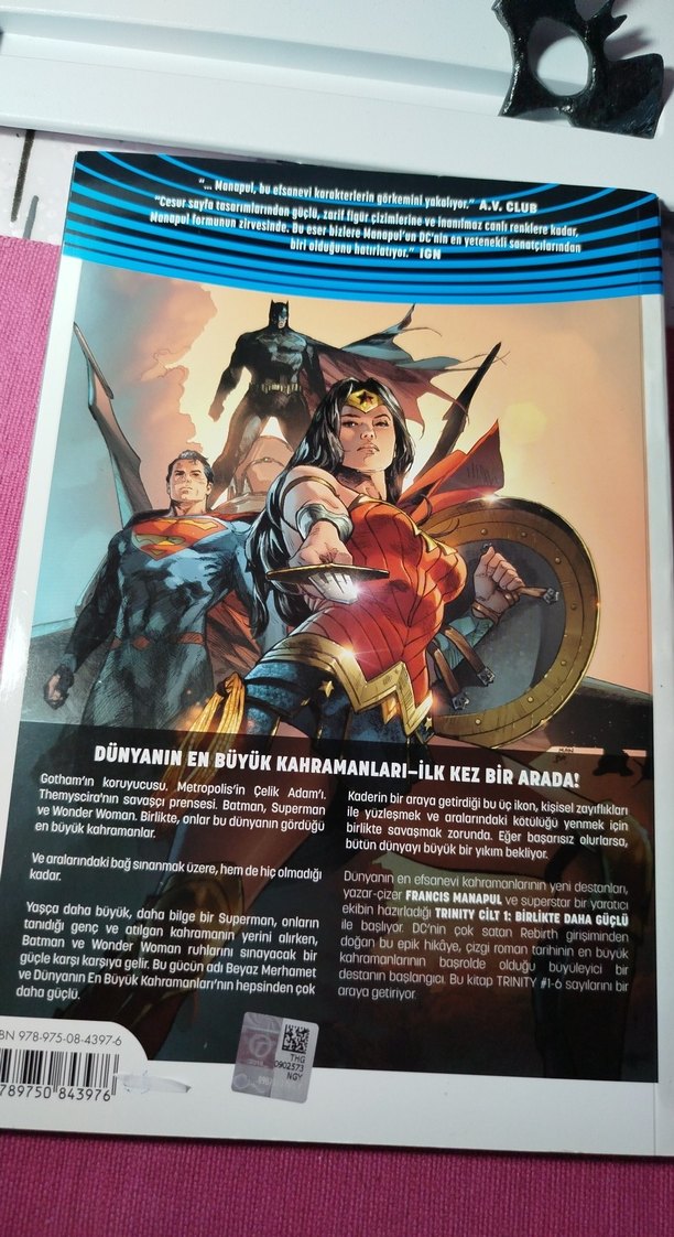 Trinity Cilt 1 - Batman, Wonder Woman, Superman - Görsel 3