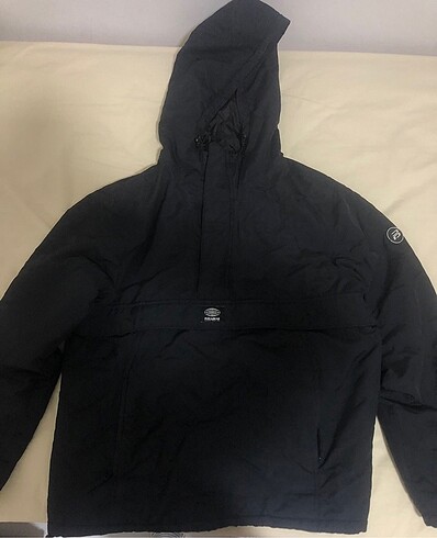 Pull and bear kanguru cepli mont
