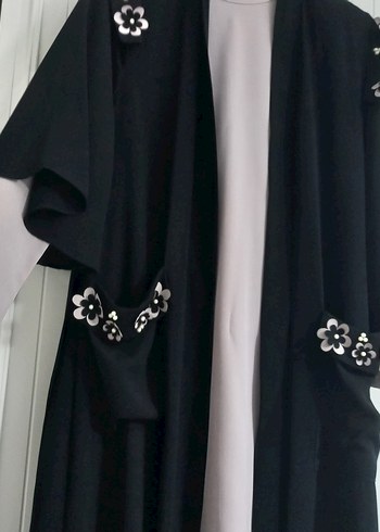 Uzun Kollu Siyah Nakışlı Gotik Kadın Elbisesi - Görsel 3