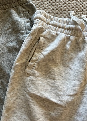 2 adet H&M Gri Pamuklu Erkek Şortları - Görsel 3