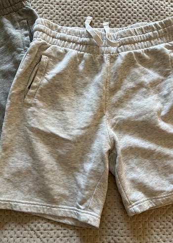 2 adet H&M Gri Pamuklu Erkek Şortları - Görsel 2