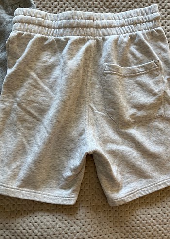 2 adet H&M Gri Pamuklu Erkek Şortları - Görsel 6