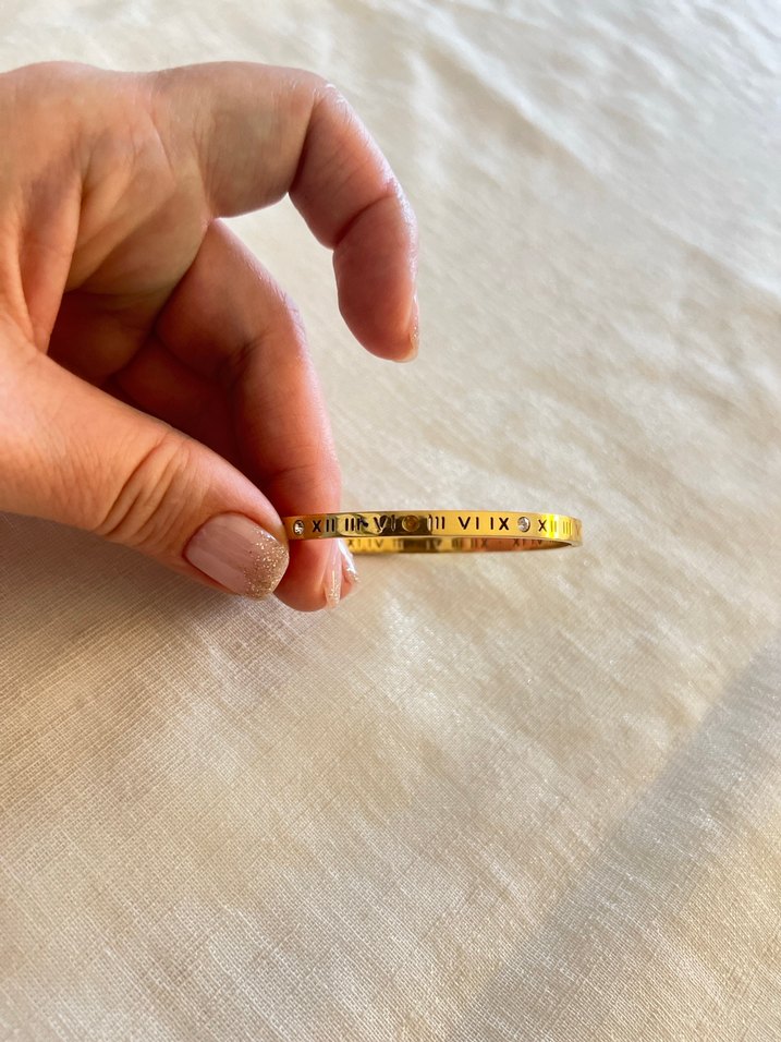 Çelik Altın Renkli Roma Rakamlı Bilezik - Görsel 2