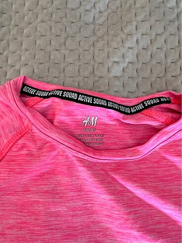 7 Yaş Beden H&M kırçıllıocuk sport tshirt