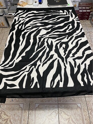 Diğer #modakaşmir zebra model kare pamuk eşarp