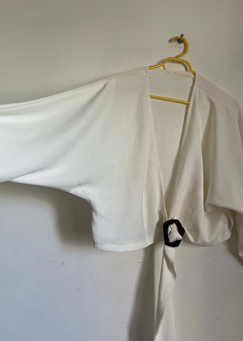 m Beden Ekru toka detaylı crop bluzu
