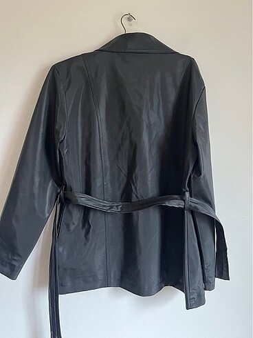 Zoe Karssen Deri görünümlü trenchcoat