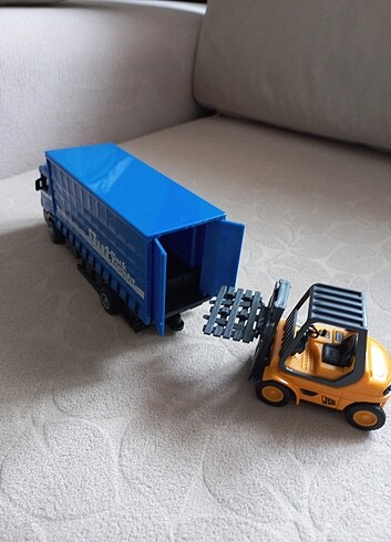 Kamyon forklift 