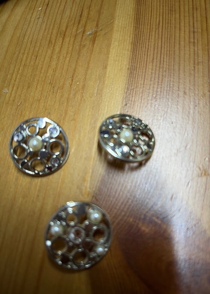 Taşlı düğmeler - Görsel 3