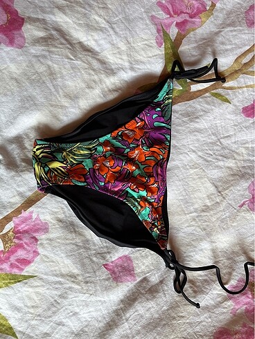 Bikini alt