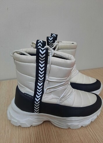 Hummel Hummel bayan bot