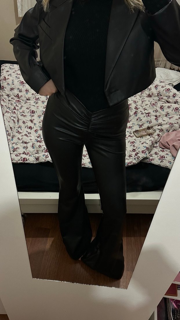 Deri Siyah Pilili Kadın Pantolon - Görsel 2