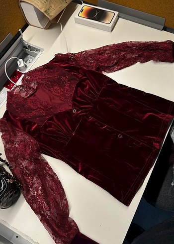 Bordo Düğmeli Gotik Kadife Bluz - Görsel 5