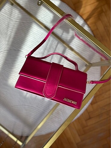 Jacquemus pembe çanta