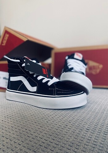 38 Beden siyah Renk VANS SPOR AYAKKABI