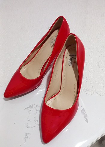 Kadın Kırmızı Rugan Stiletto Topuklu Ayakkabı