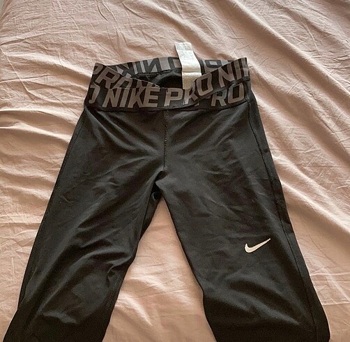 Nike pro