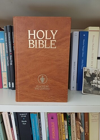 Holy Bible /kutsal kitap İngilizce 