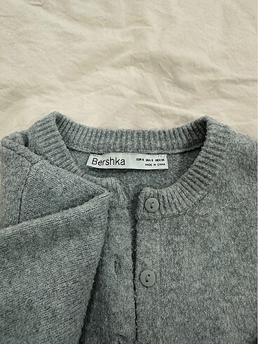 Bershka Kazak