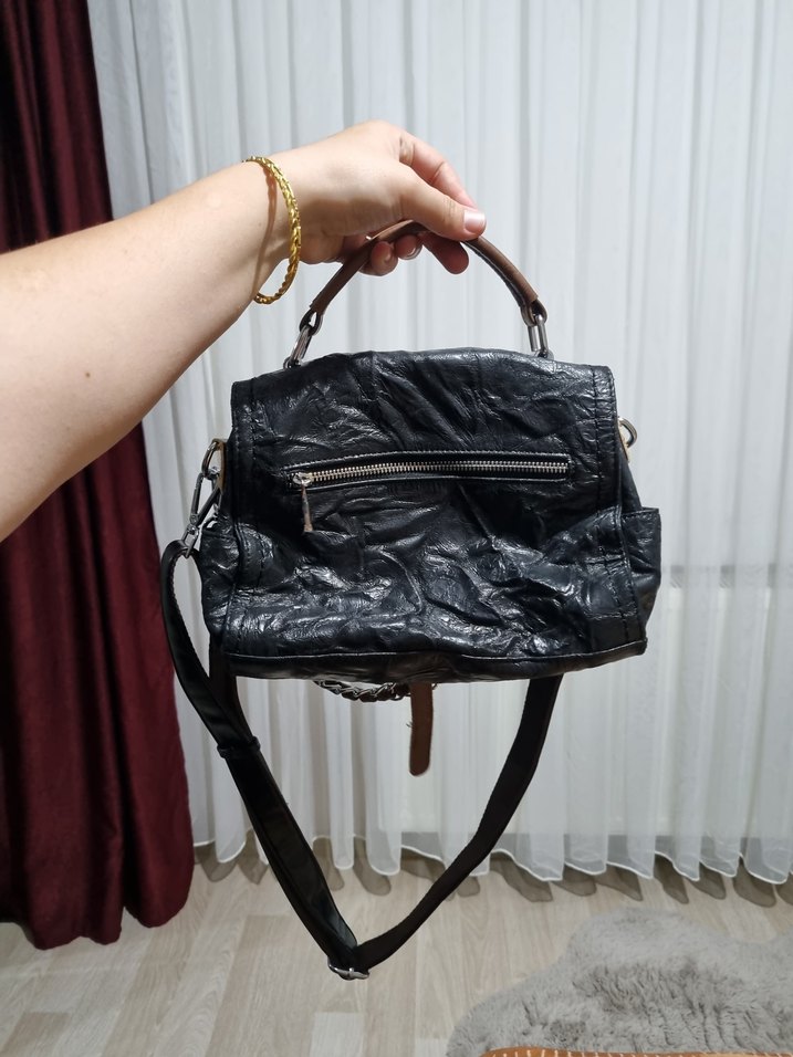 Zincir Detaylı Siyah  Çanta - Görsel 2