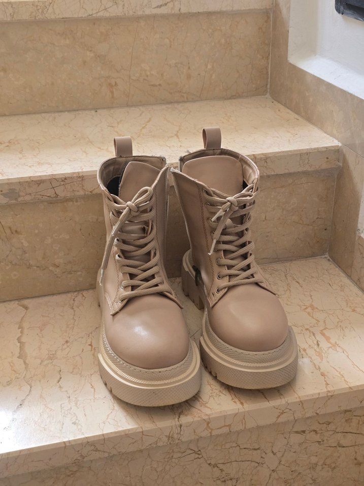 kadın Bot - Görsel 3