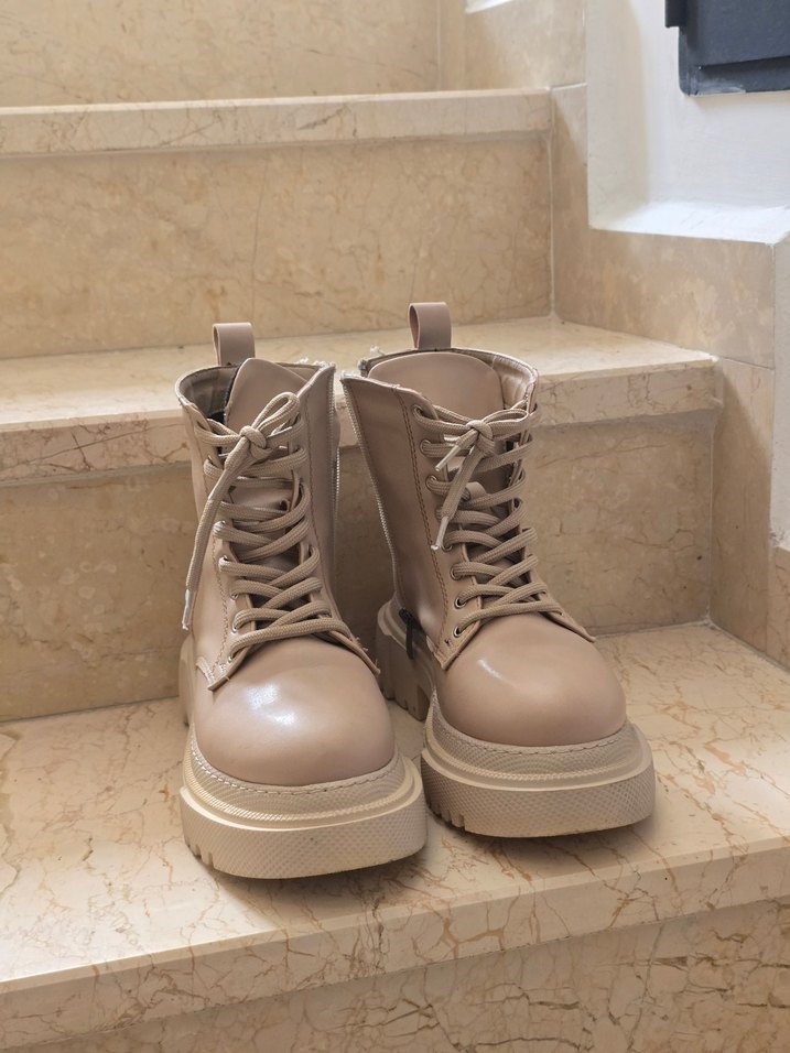 kadın Bot - Görsel 2